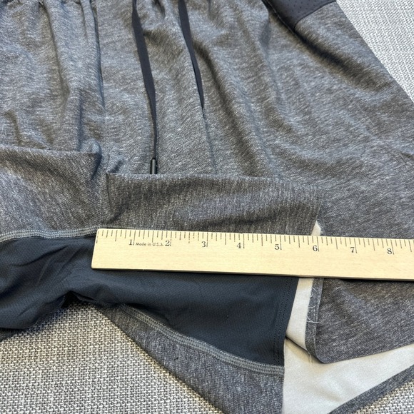 Lululemon Mens Lined Athletic Training Shorts Gray Large Drawstring Elastic - Picture 8 of 9